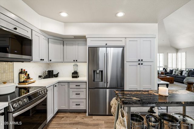 7400 E GAINEY CLUB Drive 208, Scottsdale, AZ 85258