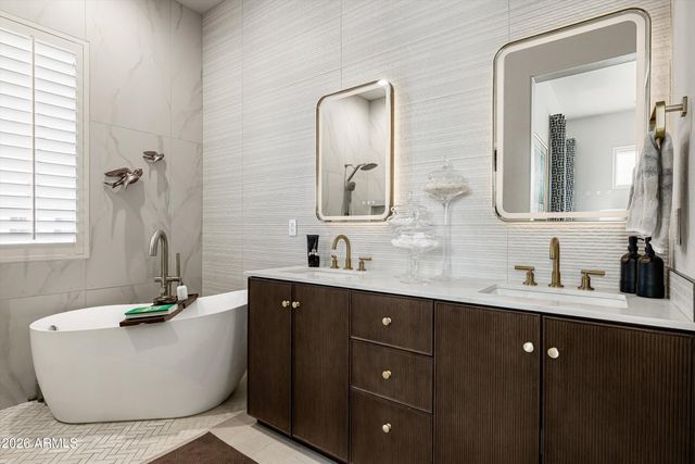 7400 E GAINEY CLUB Drive 208, Scottsdale, AZ 85258