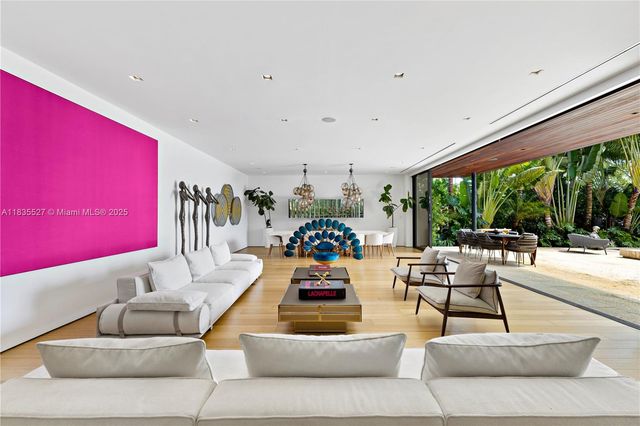 126 W San Marino Dr, Miami Beach, FL 33139