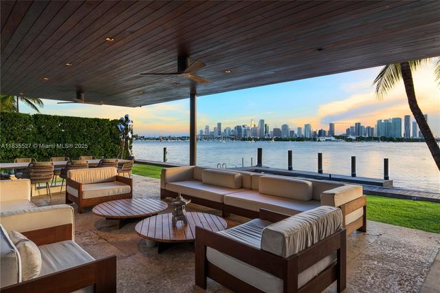 126 W San Marino Dr, Miami Beach, FL 33139