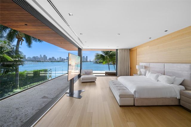 126 W San Marino Dr, Miami Beach, FL 33139