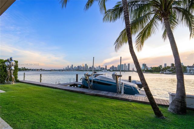 126 W San Marino Dr, Miami Beach, FL 33139