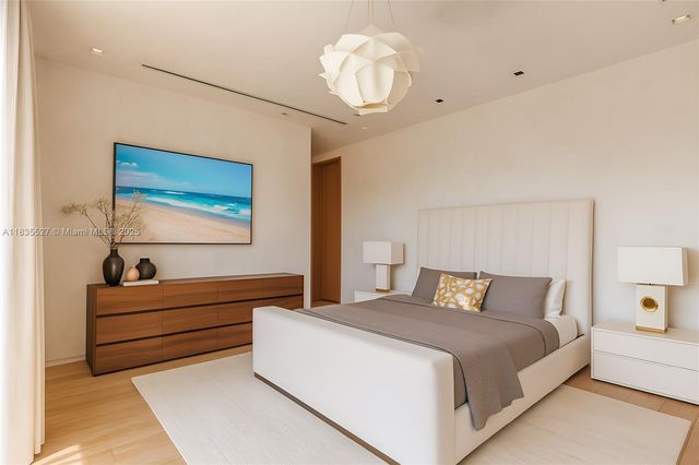 126 W San Marino Dr, Miami Beach, FL 33139