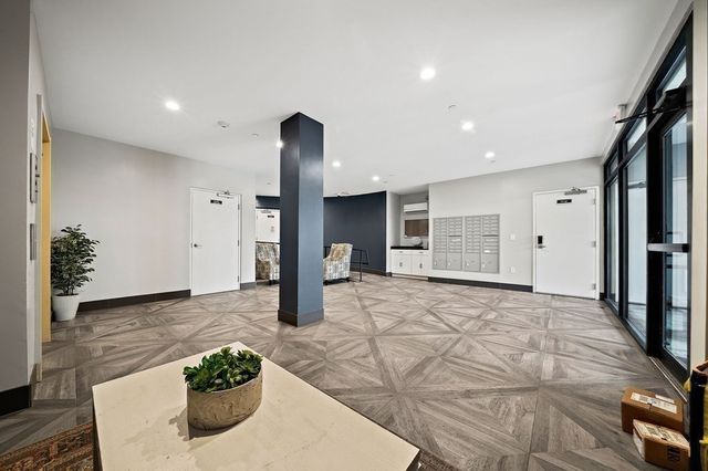 488 Dorchester Ave 3D, Boston, MA 02127