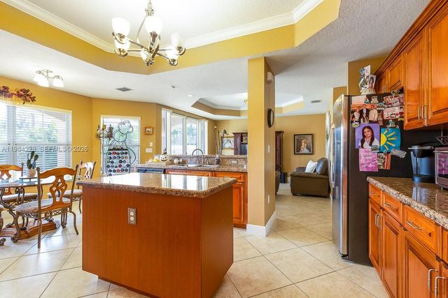 15226 SW 29th Ter, Miami, FL 33185