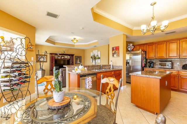 15226 SW 29th Ter, Miami, FL 33185