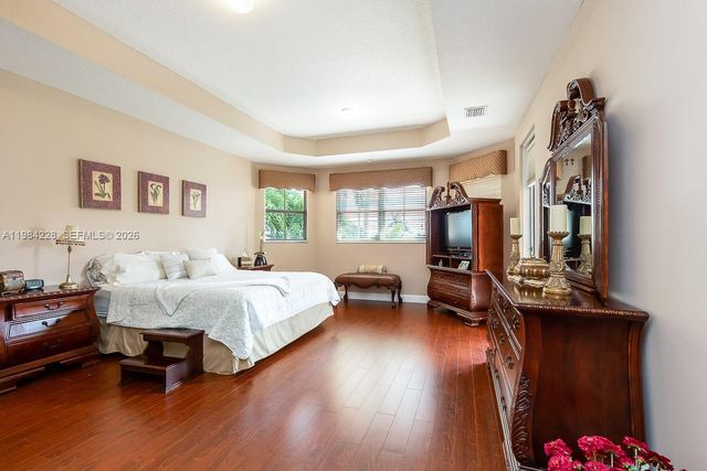 15226 SW 29th Ter, Miami, FL 33185