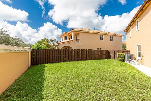 15226 SW 29th Ter, Miami, FL 33185