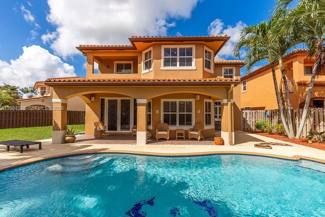 15226 SW 29th Ter, Miami, FL 33185