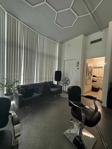 2100 Van Buren Street 216, Hollywood, FL 33020