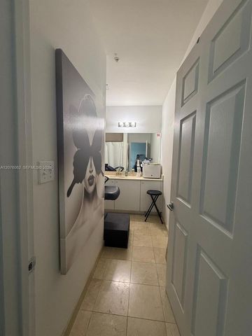 2100 Van Buren Street 216, Hollywood, FL 33020