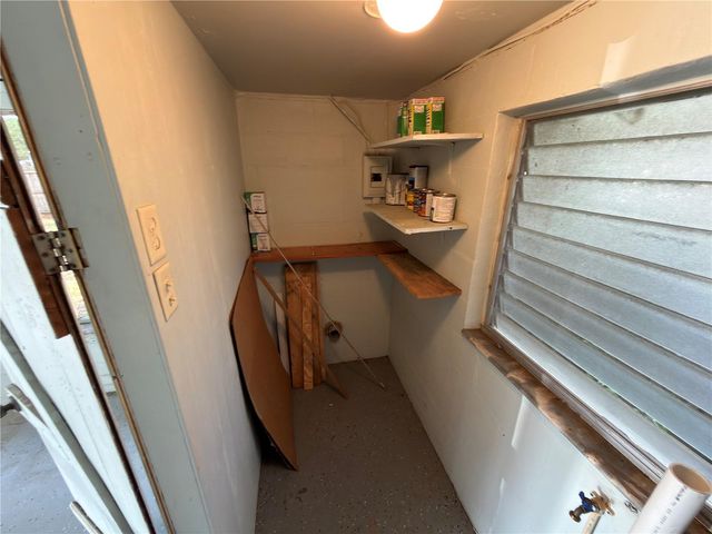 111 S RHODES STREET, Mount Dora, FL 32757