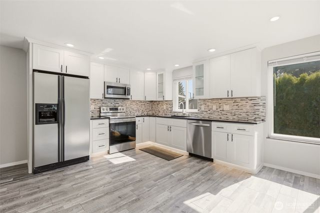 12010 25th Court NE, Lake Stevens, WA 98258