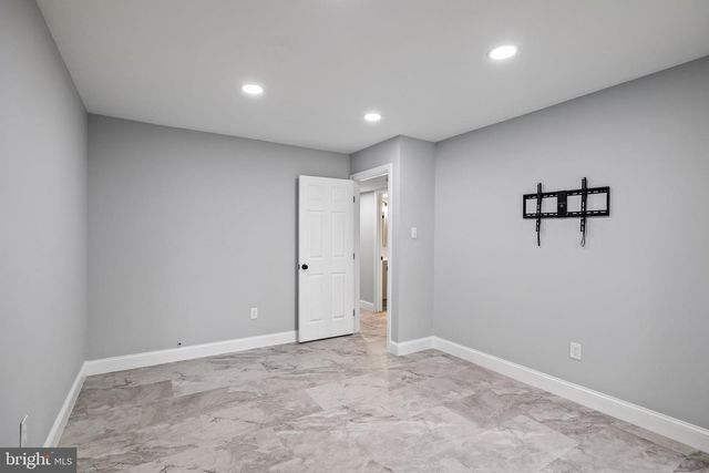 26 KNOLL DR, Blackwood, NJ 08012