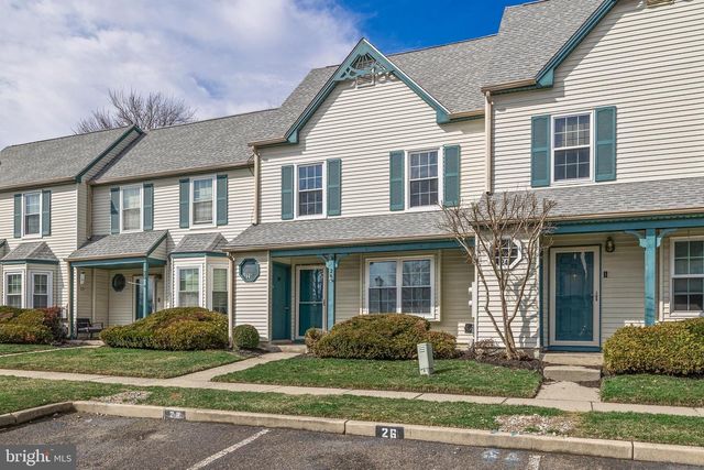 26 KNOLL DR, Blackwood, NJ 08012