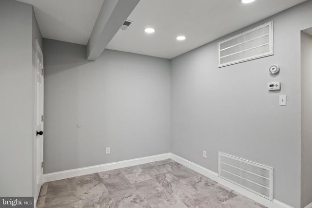 26 KNOLL DR, Blackwood, NJ 08012