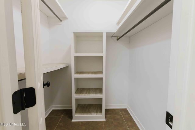 61 Sunline Drive, Brandon, MS 39042