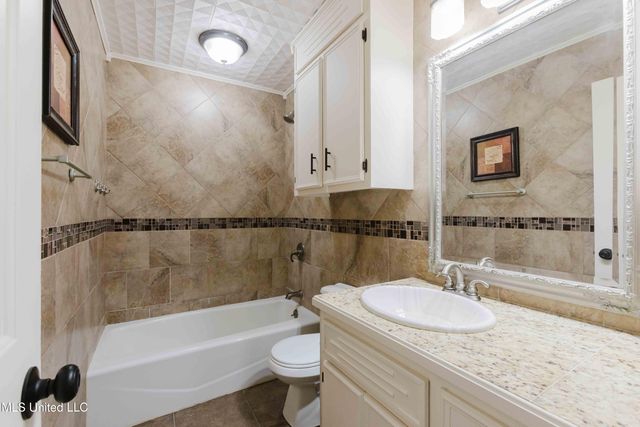 61 Sunline Drive, Brandon, MS 39042