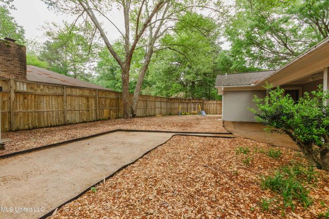 61 Sunline Drive, Brandon, MS 39042