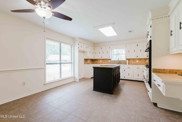 61 Sunline Drive, Brandon, MS 39042