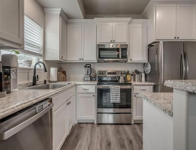 1663 Comice Drive, Newcastle, OK 73065