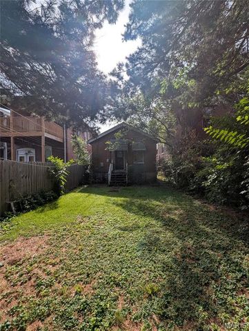 4113 Nebraska Avenue, St Louis, MO 63118