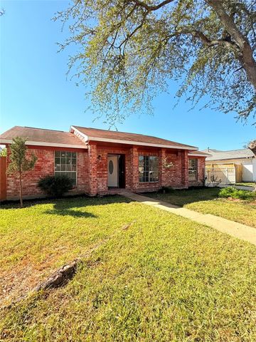 12335 Huntington Field Drive, Houston, TX 77099