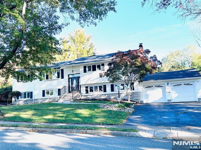 48 Seminole Avenue, Wayne, NJ 07470