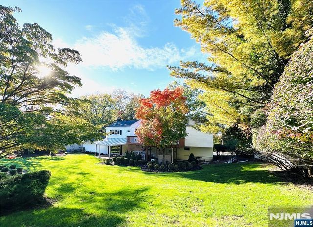48 Seminole Avenue, Wayne, NJ 07470