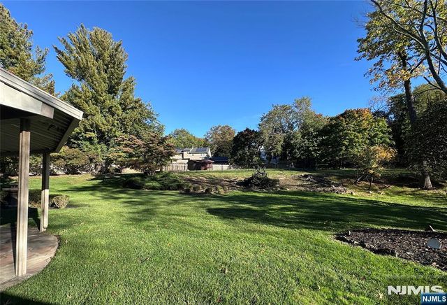 48 Seminole Avenue, Wayne, NJ 07470