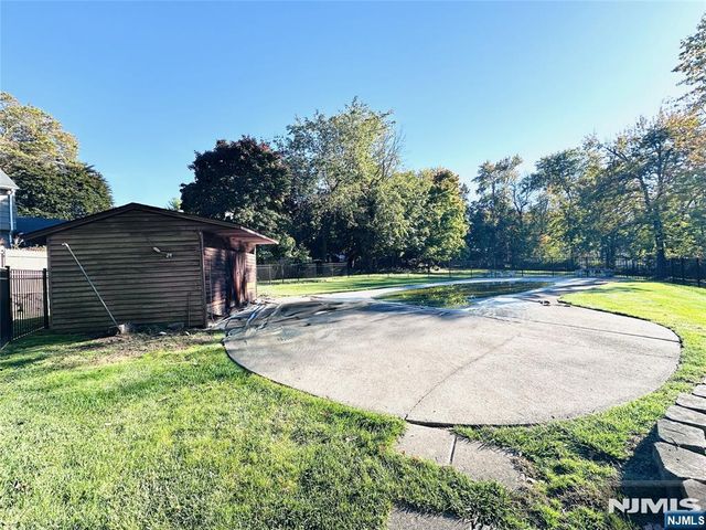 48 Seminole Avenue, Wayne, NJ 07470