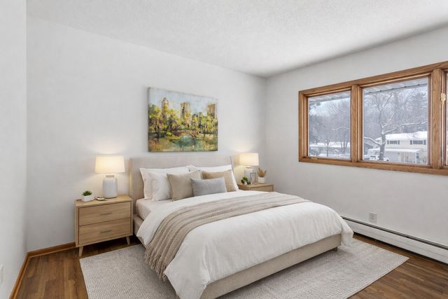 2404 Hayes Court, Burnsville, MN 55337