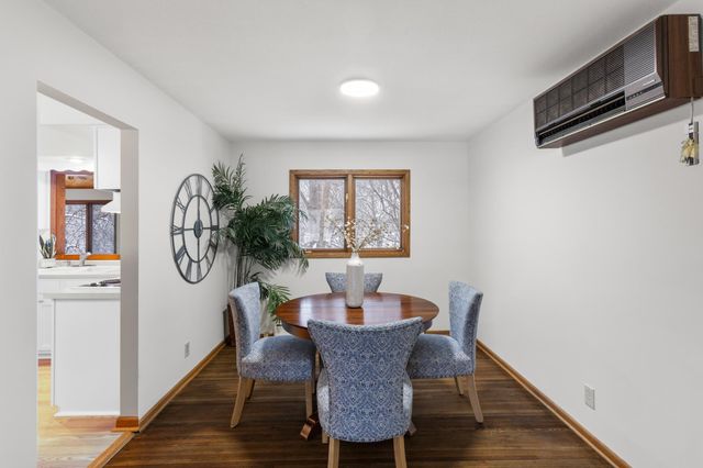 2404 Hayes Court, Burnsville, MN 55337