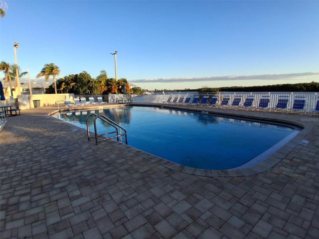 611 B DESTINY DRIVE, Ruskin, FL 33570
