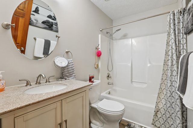 6242 Davon Court, Miami Twp, OH 45140