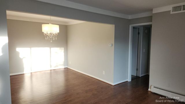 1217 Island Drive 204, Ann Arbor, MI 48105