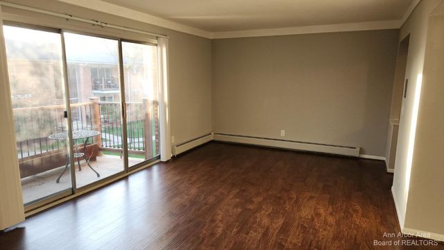 1217 Island Drive 204, Ann Arbor, MI 48105
