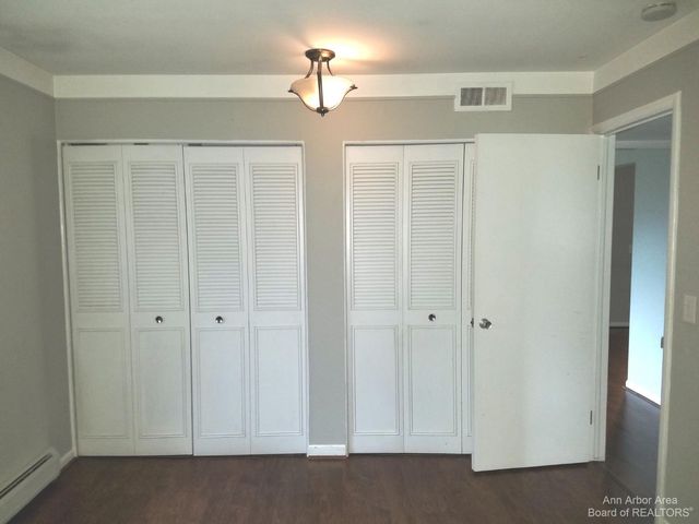1217 Island Drive 204, Ann Arbor, MI 48105