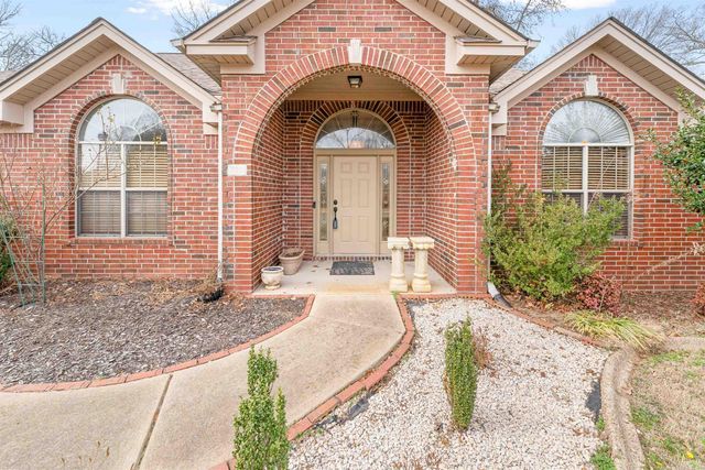 796 Lake Tree Lane, Sherwood, AR 72120