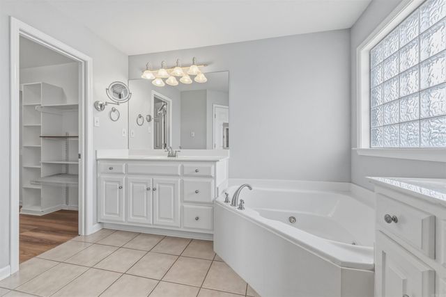 796 Lake Tree Lane, Sherwood, AR 72120