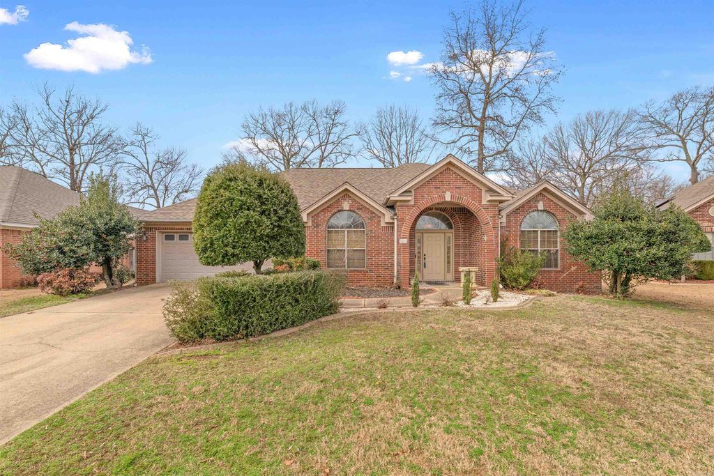 796 Lake Tree Lane, Sherwood, AR 72120