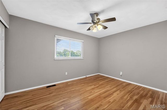 3297 Gwengreen Drive, Bridgeton, MO 63044