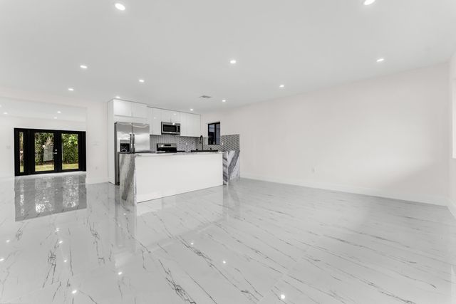 1252 NW 172ND Terrace, Miami Gardens, FL 33169
