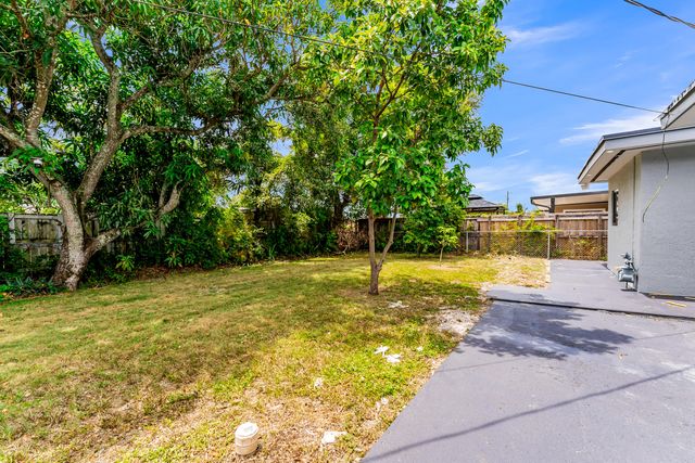 1252 NW 172ND Terrace, Miami Gardens, FL 33169