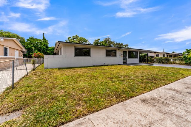 1252 NW 172ND Terrace, Miami Gardens, FL 33169