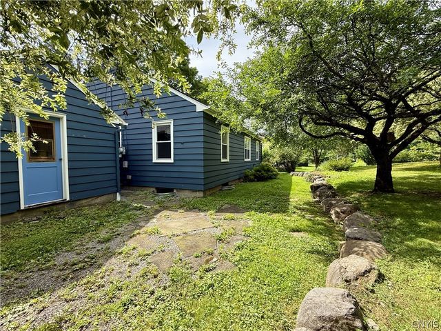 14 South Ten Eyck Avenue, Cazenovia, NY 13035