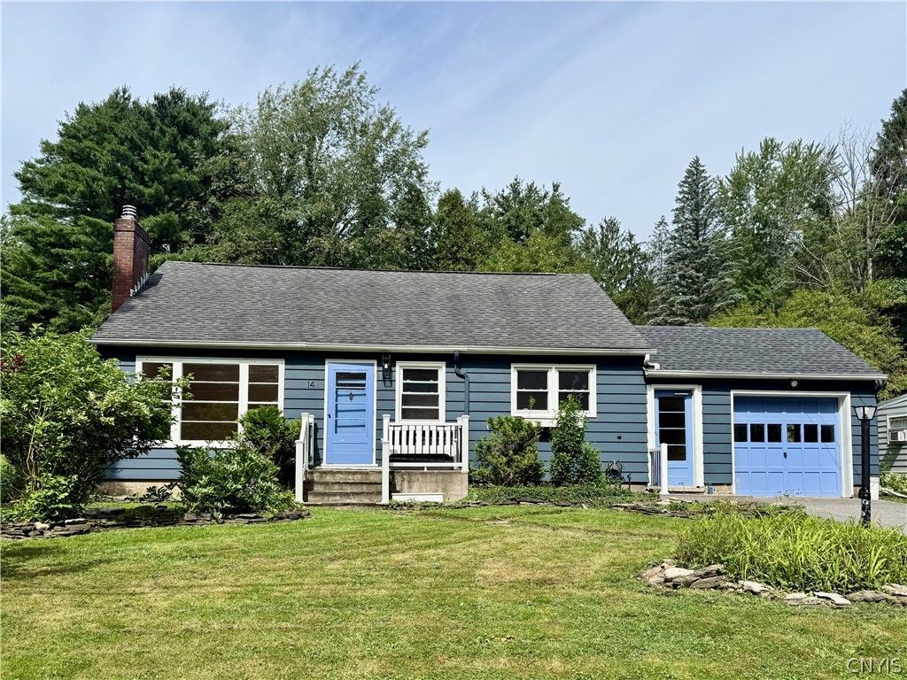 14 South Ten Eyck Avenue, Cazenovia, NY 13035