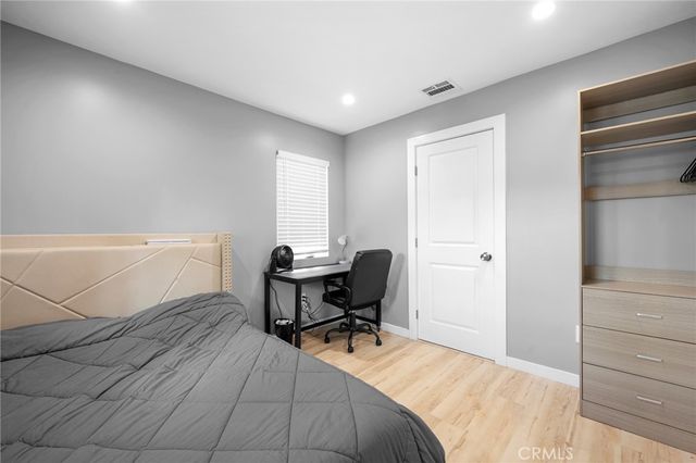 1537 Lake, Glendale, CA 91201