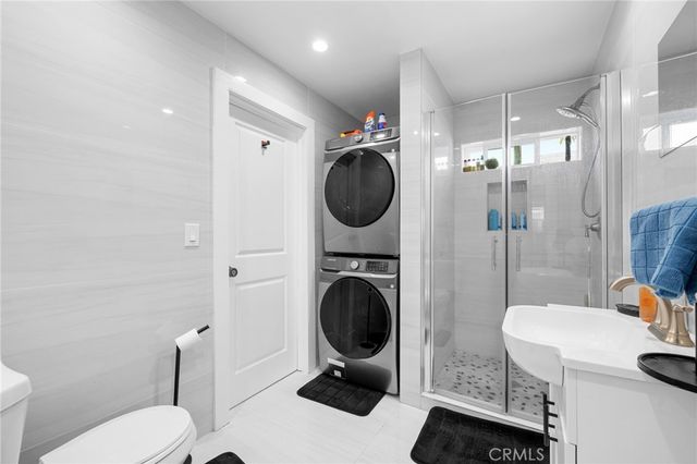 1537 Lake, Glendale, CA 91201