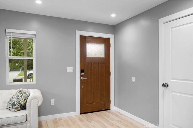 1537 Lake, Glendale, CA 91201